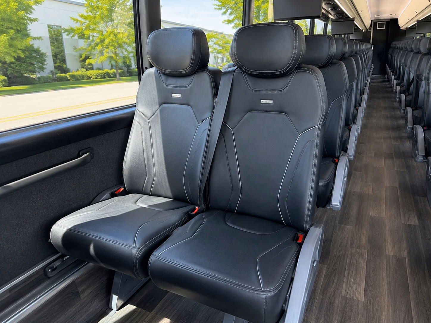 gilbert wedding venue shuttle services that keep your guests moving on schedule